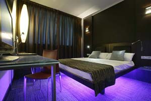 Superior double with king bed, and private facilities